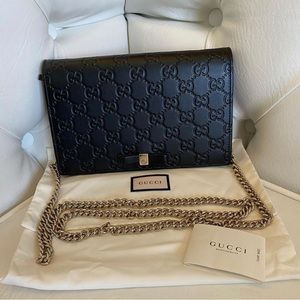 Gucci Signature Chain Wallet